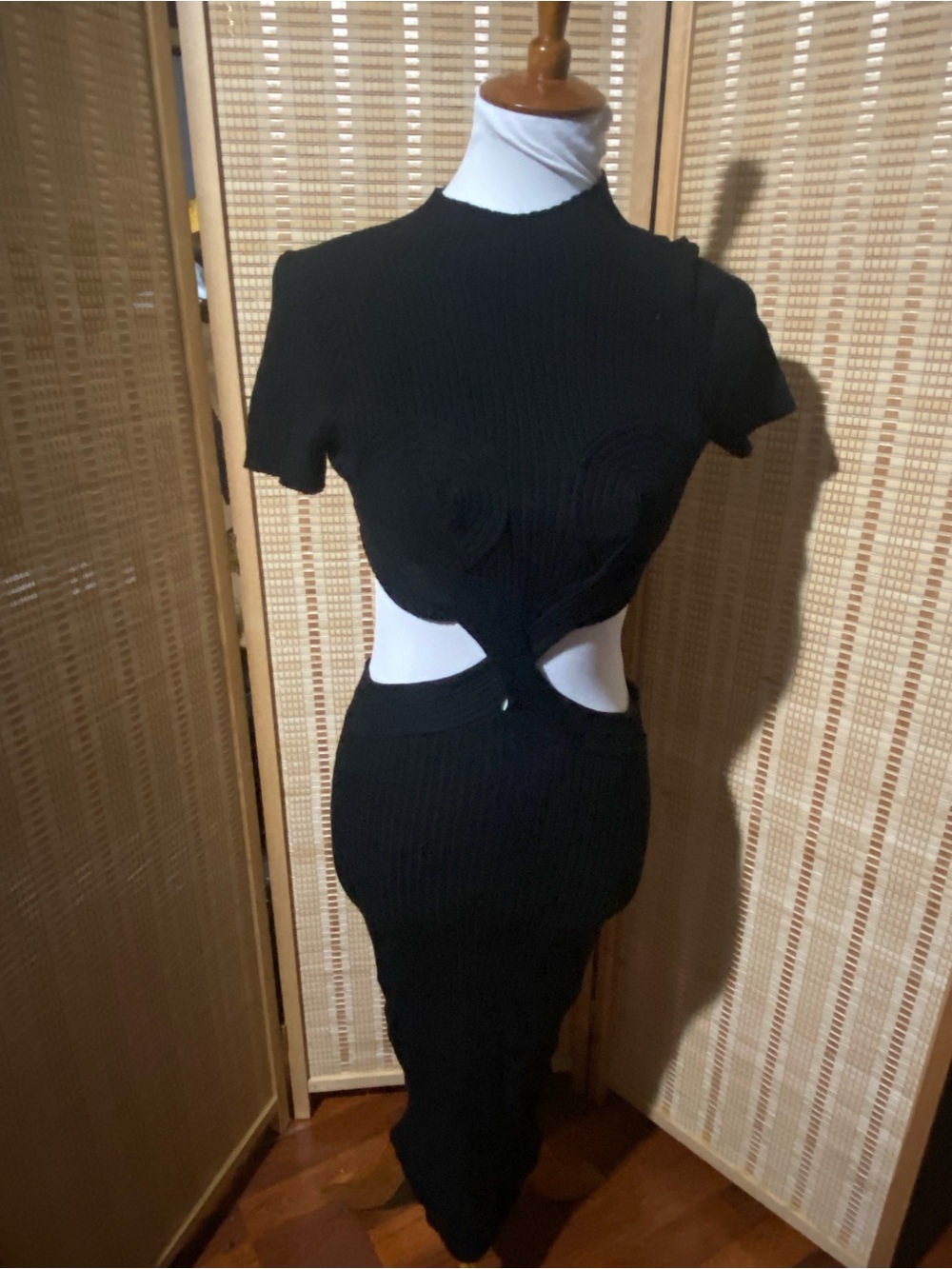 Hera ribbed midi dress size large - Picture 4 of 7